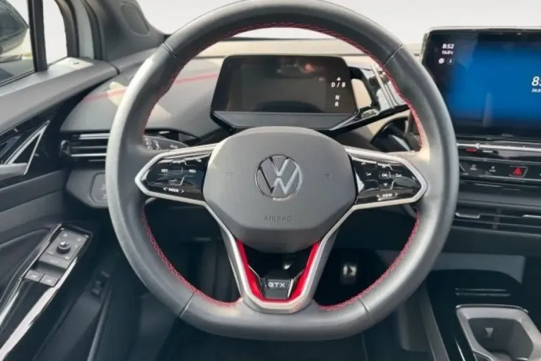 Volkswagen ID.4 din 2023 cu 38.725 km - oferta VOL162250 - foto 12