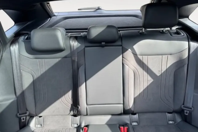 Volkswagen ID.4 din 2023 cu 38.725 km - oferta VOL162250 - foto 13