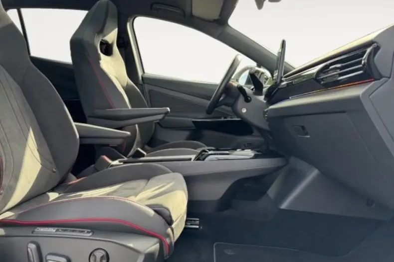 Volkswagen ID.4 din 2023 cu 38.725 km - oferta VOL162250 - foto 15