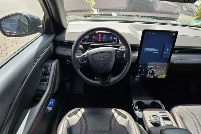 Ford Mustang Mach-E din 2023 cu 15.500 km - oferta FOR162251 - foto 11