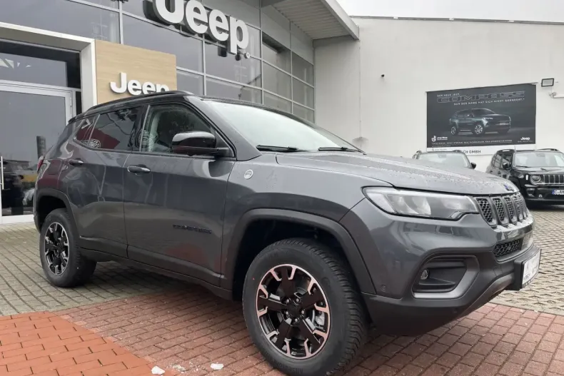 Jeep Compass din 2022 cu 18.900 km - oferta JEE162256 - foto 6