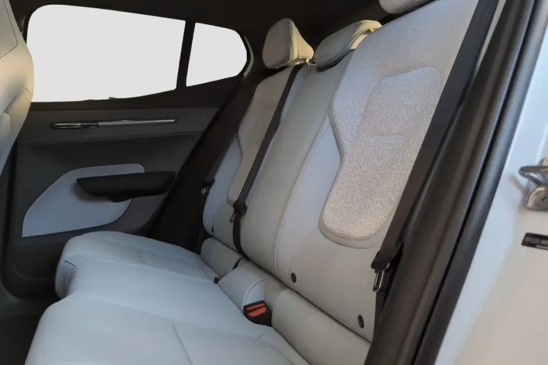 Volvo EX30 din 2025 cu 11.119 km - oferta VOL162258 - foto 10