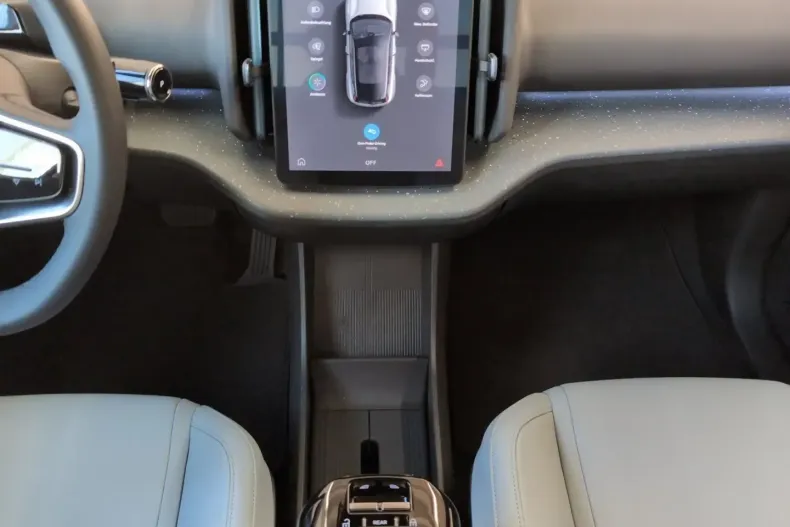 Volvo EX30 din 2025 cu 11.119 km - oferta VOL162258 - foto 11