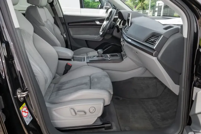 Audi Q5 din 2021 cu 61.893 km - oferta AUD162263 - foto 2