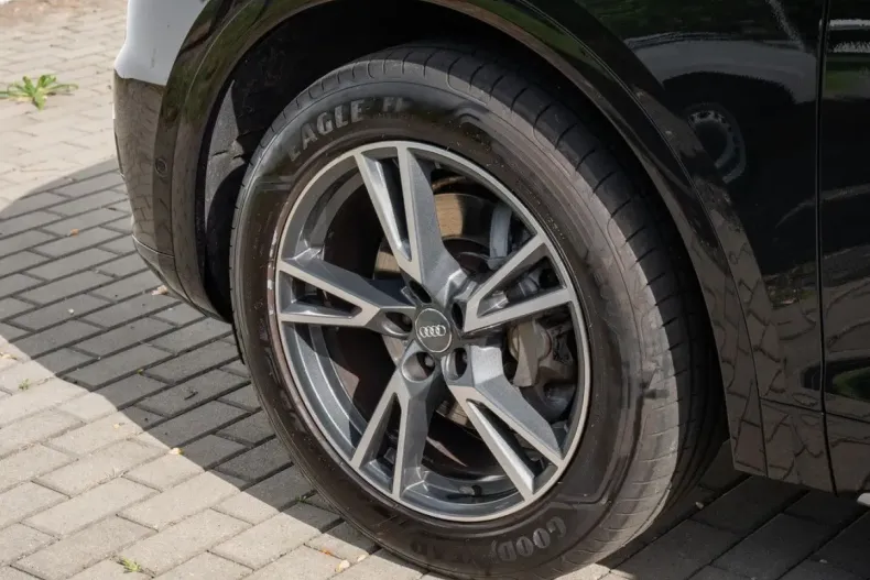 Audi Q5 din 2021 cu 61.893 km - oferta AUD162263 - foto 5