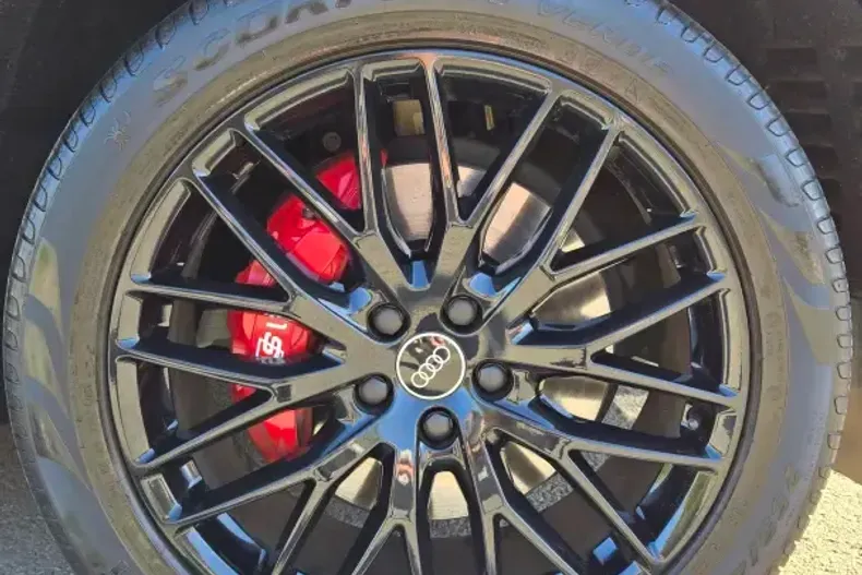 Audi Q5 din 2022 cu 46.800 km - oferta AUD162264 - foto 8