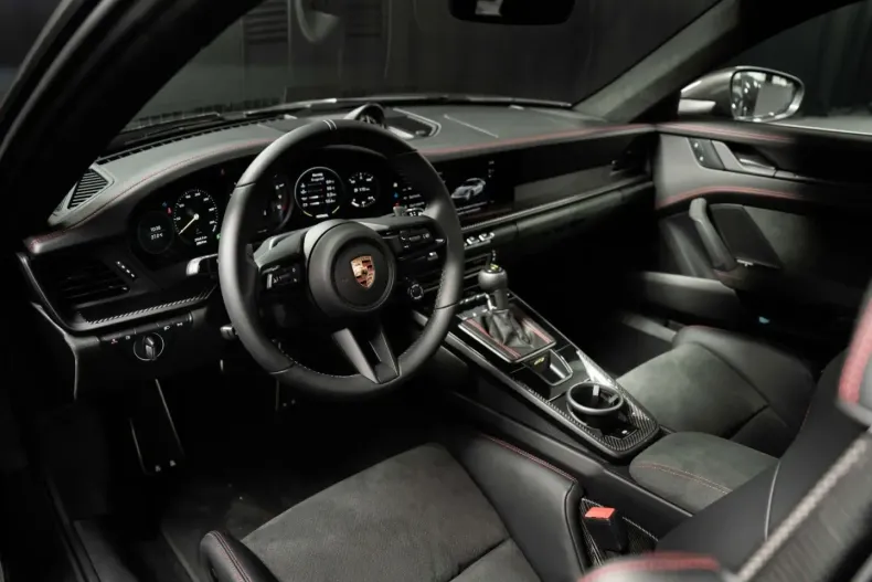 Porsche 992 din 2024 cu 4.500 km - oferta POR162265 - foto 9