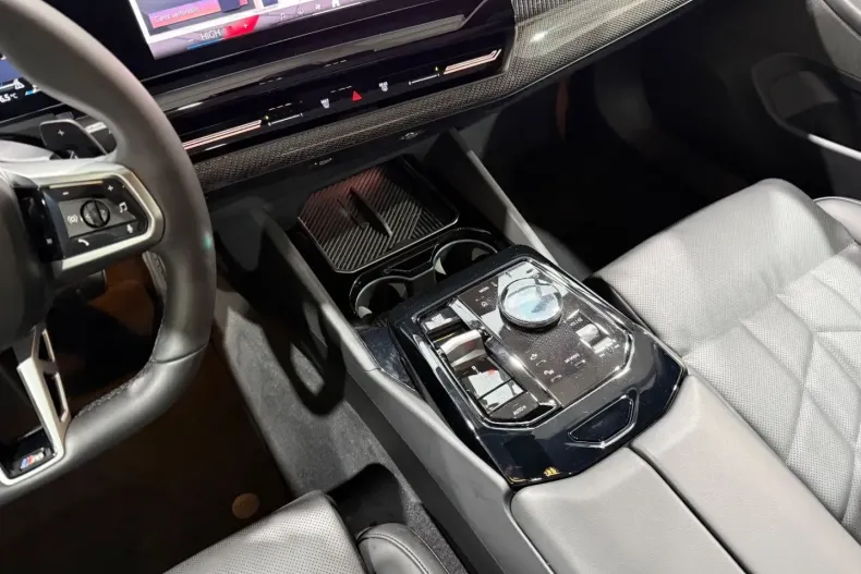 BMW 520 din 2025 cu 25.300 km - oferta BMW162266 - foto 29