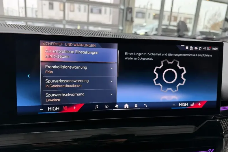 BMW 520 din 2025 cu 25.300 km - oferta BMW162266 - foto 39