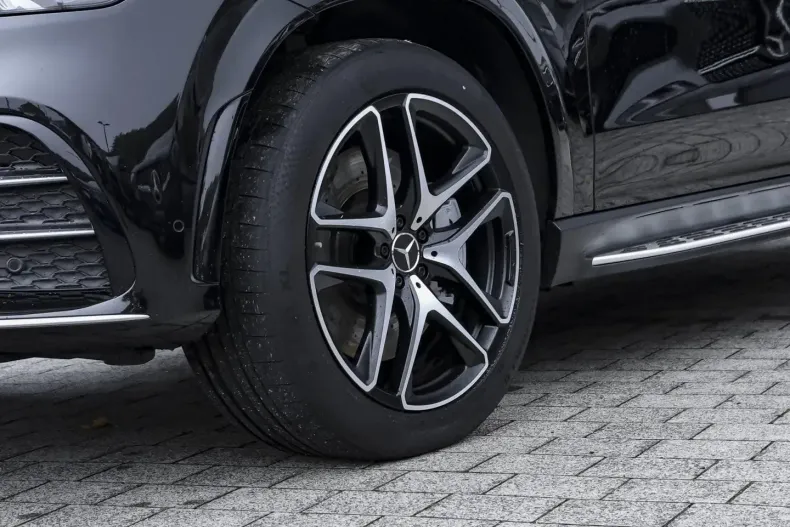 Mercedes-Benz GLE 53 AMG din 2021 cu 61.886 km - oferta MER162275 - foto 13