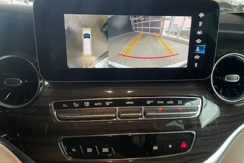 Mercedes-Benz V 300 din 2023 cu 22.005 km - oferta MER162277 - foto 11