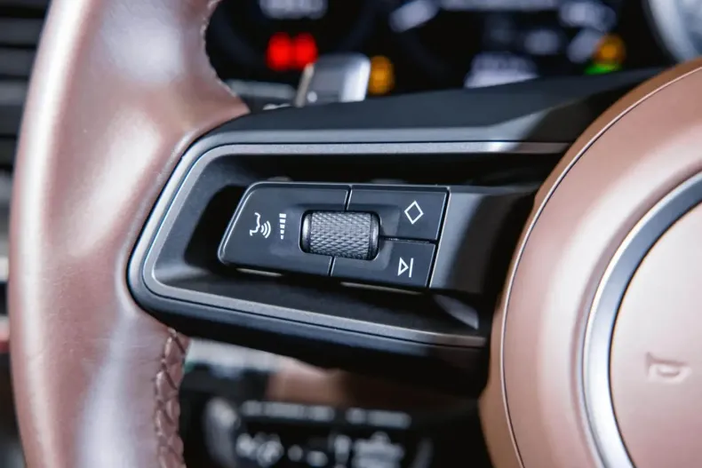 Porsche 992 din 2024 cu 20.400 km - oferta POR162279 - foto 21