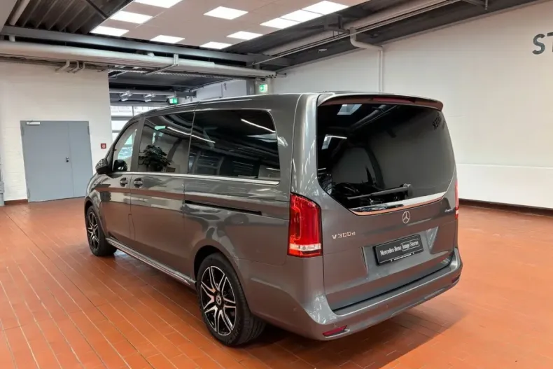 Mercedes-Benz V 300 din 2024 cu 12.700 km - oferta MER162280 - foto 4