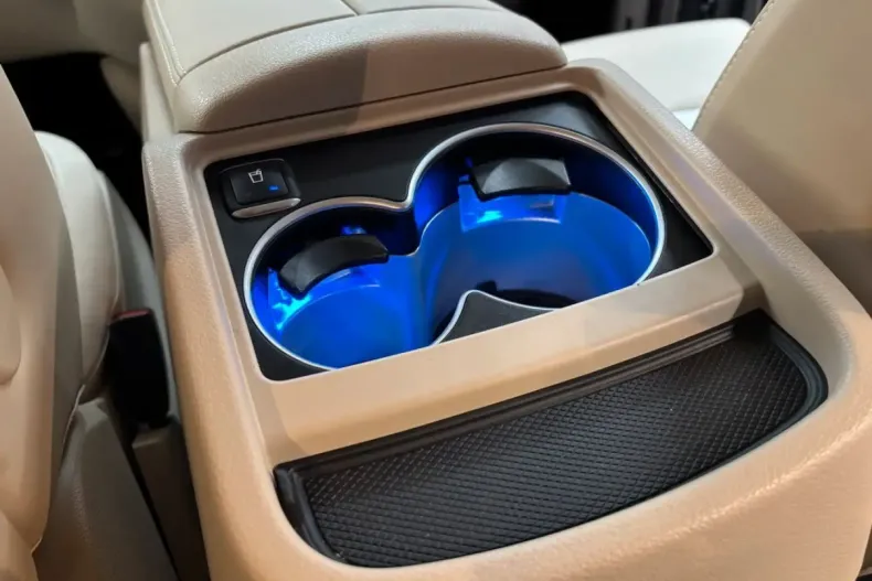 Mercedes-Benz V 300 din 2024 cu 12.700 km - oferta MER162280 - foto 21