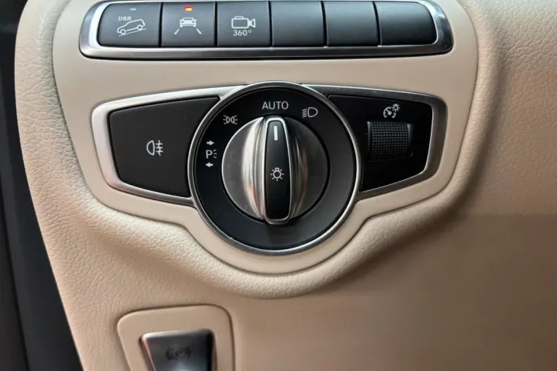 Mercedes-Benz V 300 din 2024 cu 17.700 km - oferta MER162282 - foto 16