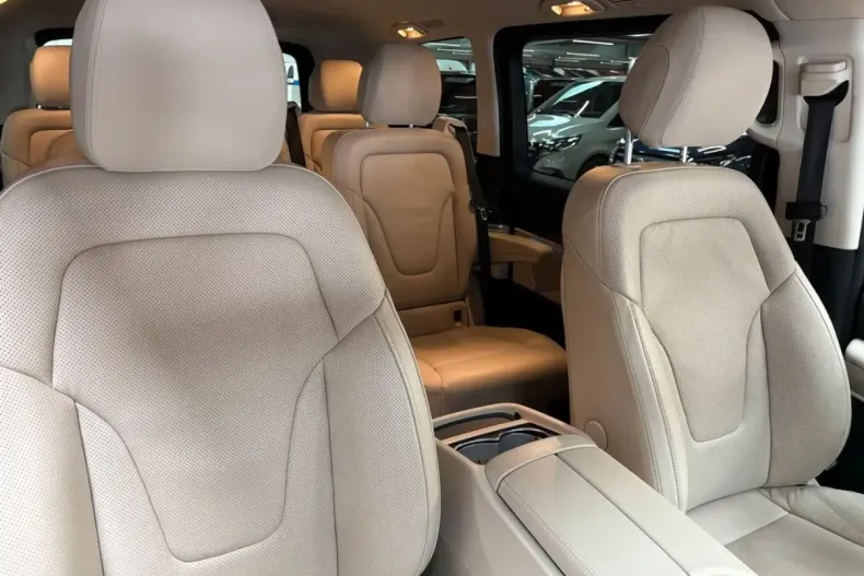 Mercedes-Benz V 300 din 2024 cu 17.700 km - oferta MER162282 - foto 20