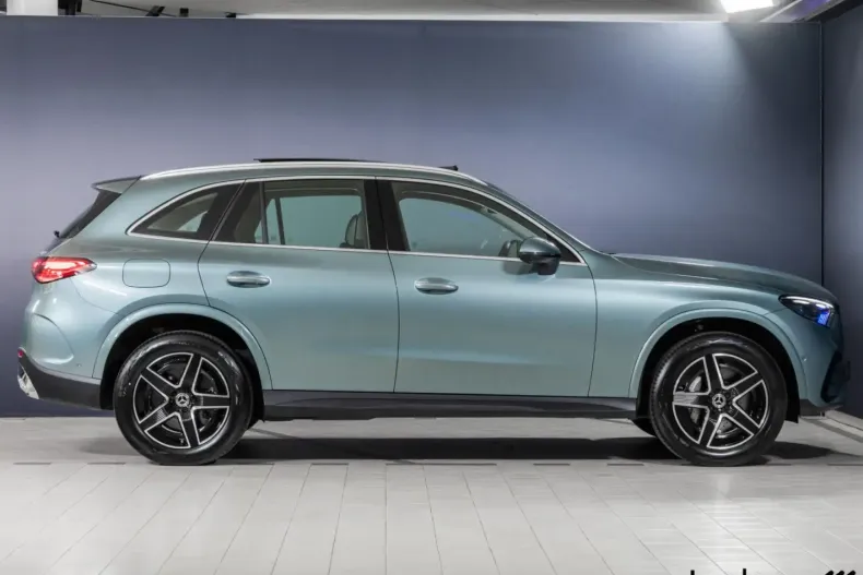 Mercedes-Benz GLC 300 din 2024 cu 11.635 km - oferta MER162286 - foto 4