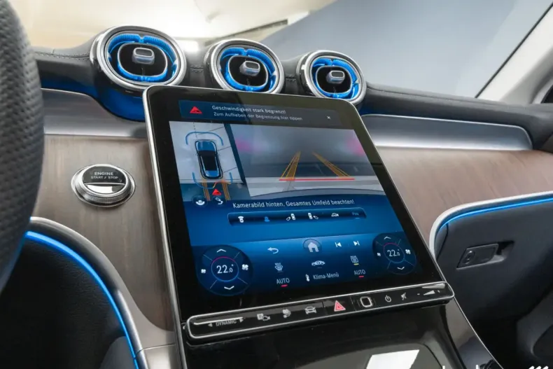 Mercedes-Benz GLC 300 din 2024 cu 11.635 km - oferta MER162286 - foto 23