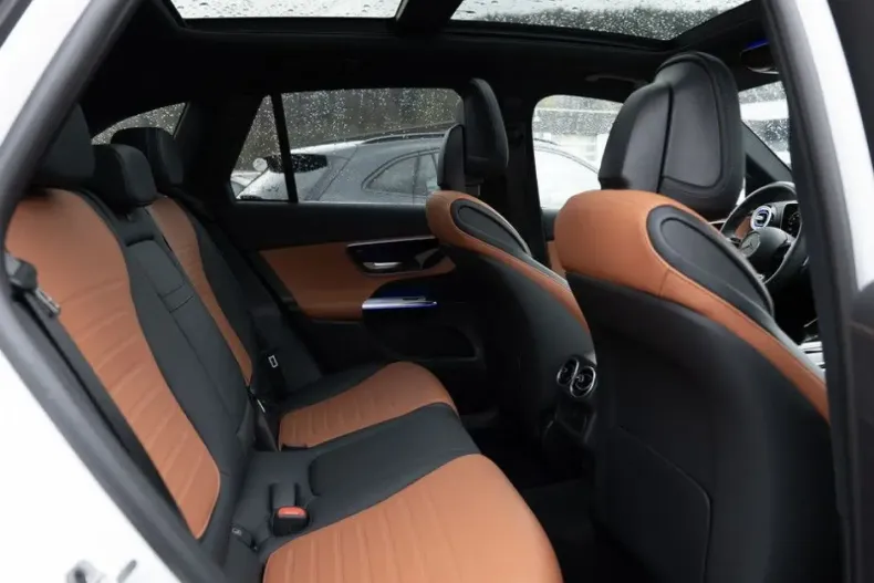 Mercedes-Benz GLC 300 din 2024 cu 12.777 km - oferta MER162289 - foto 6