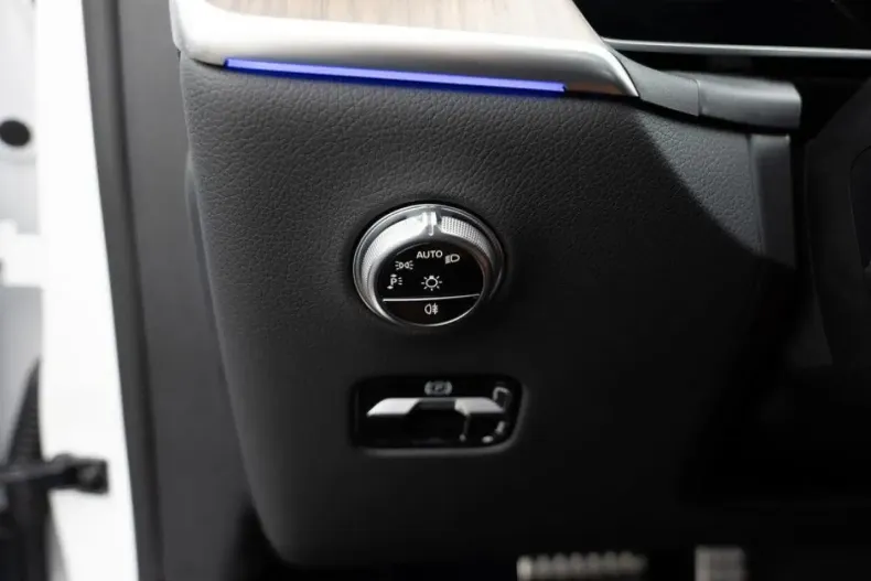 Mercedes-Benz GLC 300 din 2024 cu 12.777 km - oferta MER162289 - foto 20