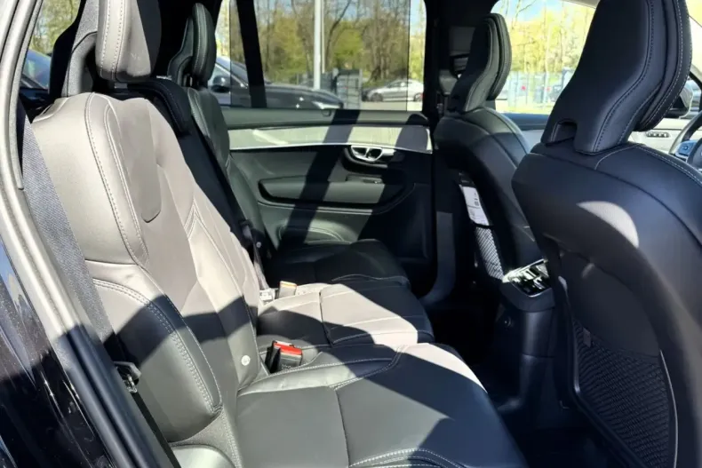 Volvo XC90 din 2024 cu 15.000 km - oferta VOL162295 - foto 15