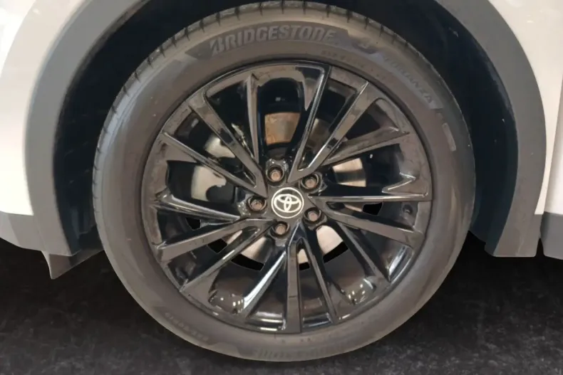 Toyota C-HR din 2024 cu 22.800 km - oferta TOY162301 - foto 9