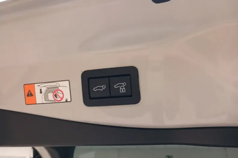 Toyota C-HR din 2024 cu 22.800 km - oferta TOY162301 - foto 20