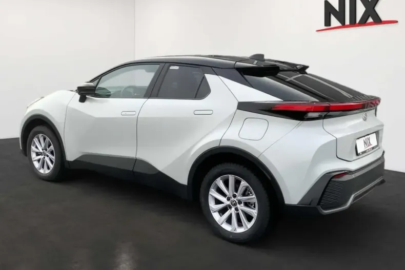 Toyota C-HR din 2024 cu 3.500 km - oferta TOY162304 - foto 3