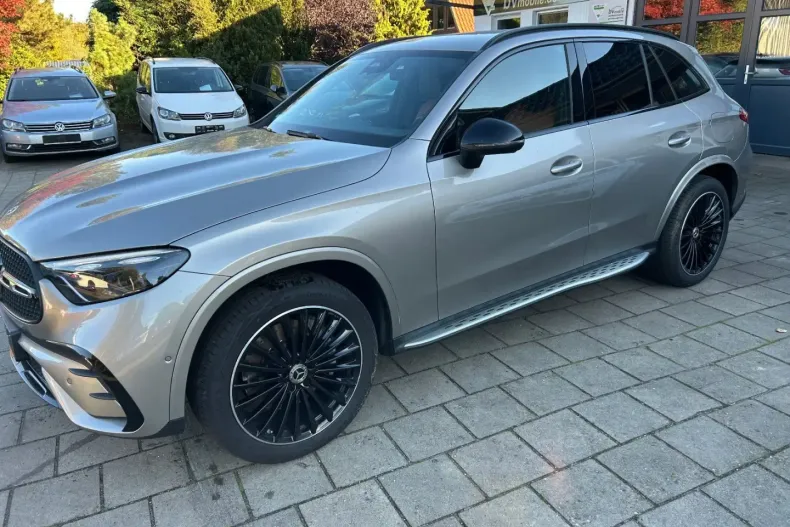 Mercedes-Benz GLC 300 din 2023 cu 57.200 km - oferta MER162306 - foto 2