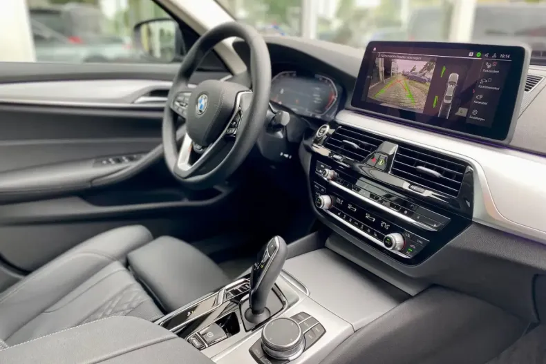 BMW 520 din 2022 cu 57.640 km - oferta BMW162307 - foto 8