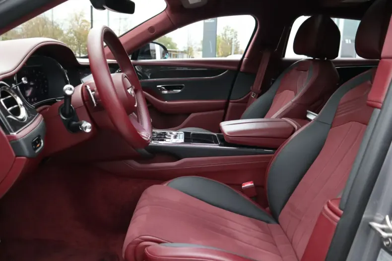 Bentley Flying Spur din 2023 cu 7.900 km - oferta BEN162308 - foto 16