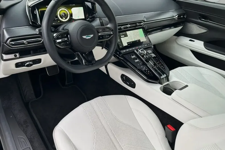 Aston Martin V8 Vantage din 2024 cu 10.000 km - oferta AST162309 - foto 14