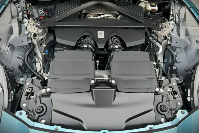 Aston Martin DB12 din 2024 cu 5.791 km - oferta AST162310 - foto 46