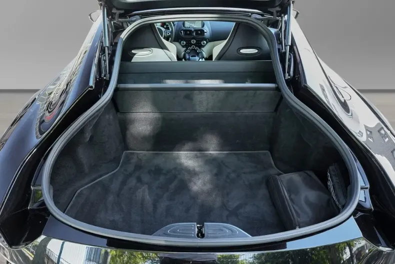 Aston Martin V8 Vantage din 2022 cu 5.138 km - oferta AST162311 - foto 22