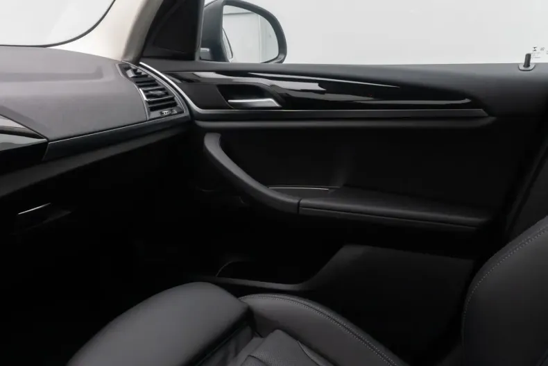 BMW X3 din 2022 cu 34.477 km - oferta BMW162319 - foto 31