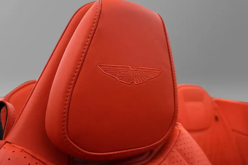 Aston Martin DB12 din 2024 cu 20.500 km - oferta AST162320 - foto 43