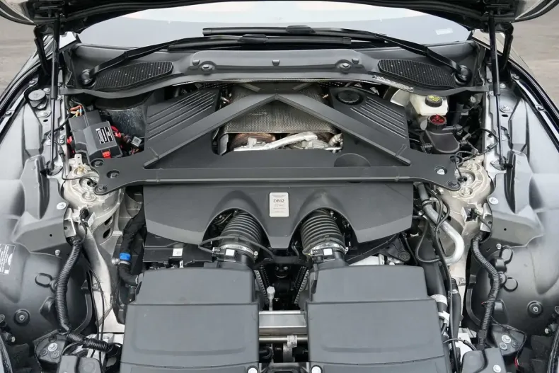 Aston Martin DB12 din 2024 cu 20.500 km - oferta AST162320 - foto 44