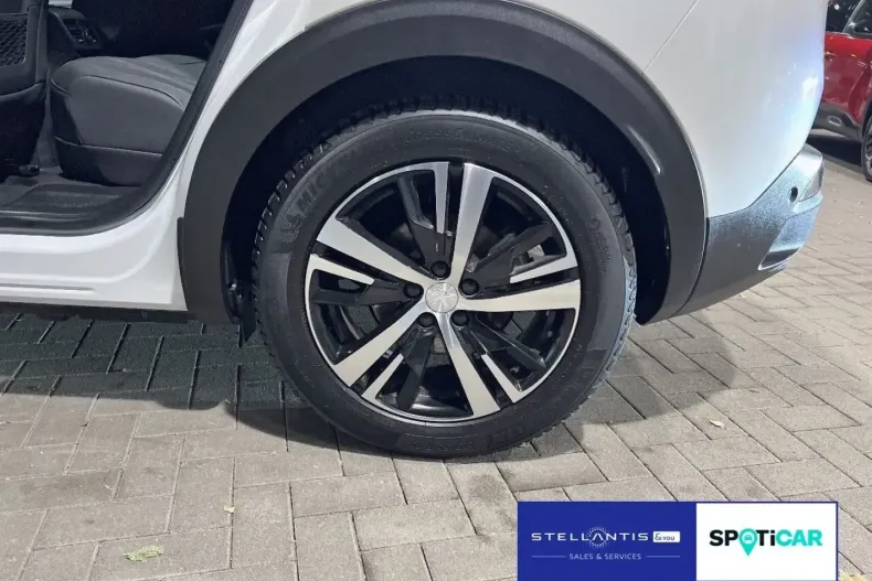 Peugeot 3008 din 2023 cu 20.150 km - oferta PEU162327 - foto 7