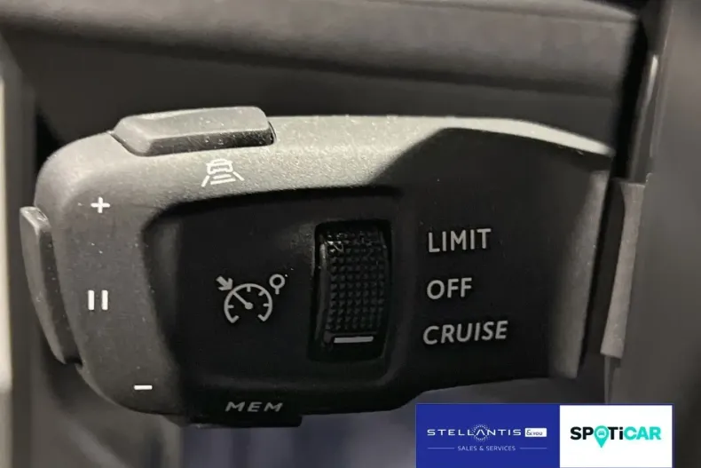 Peugeot 3008 din 2023 cu 20.150 km - oferta PEU162327 - foto 15