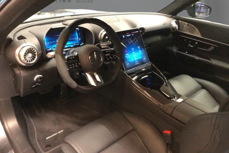 Mercedes-Benz AMG GT din 2024 cu 7.400 km - oferta MER162330 - foto 8