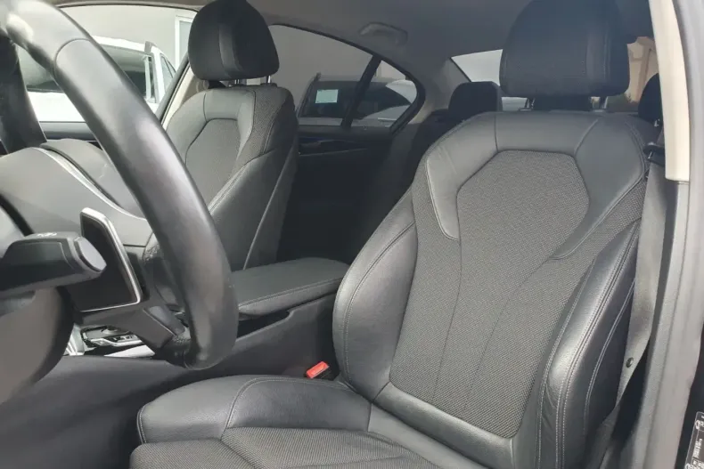 BMW 530 din 2020 cu 82.545 km - oferta BMW162335 - foto 11