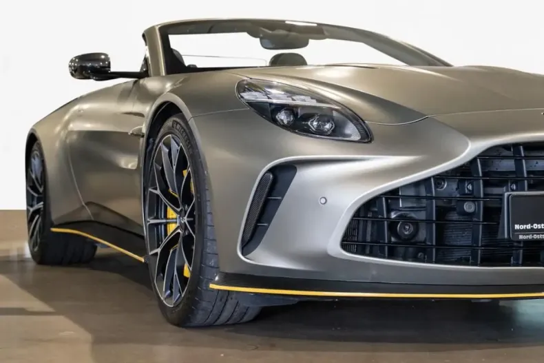 Aston Martin V8 Vantage din 2025 cu 4.902 km - oferta AST162336 - foto 4