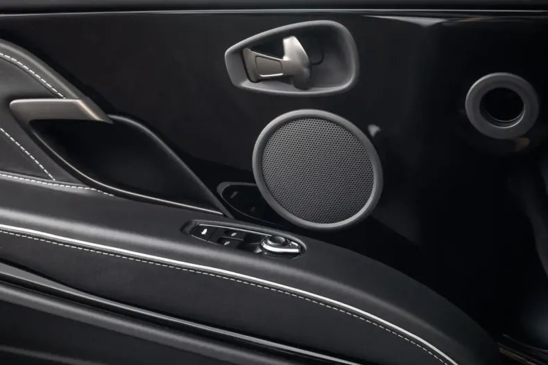 Aston Martin DBS din 2021 cu 41.250 km - oferta AST162341 - foto 24