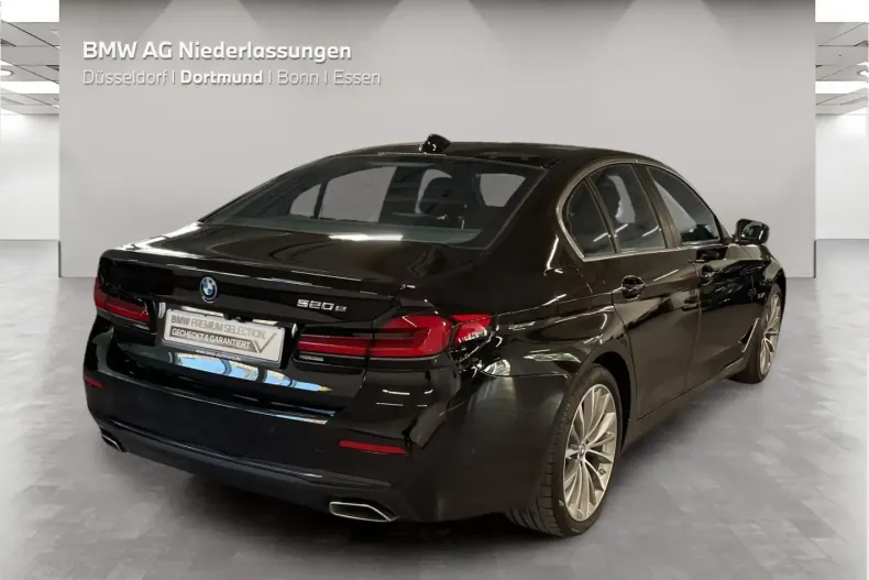 BMW 520 din 2022 cu 77.958 km - oferta BMW162342 - foto 2