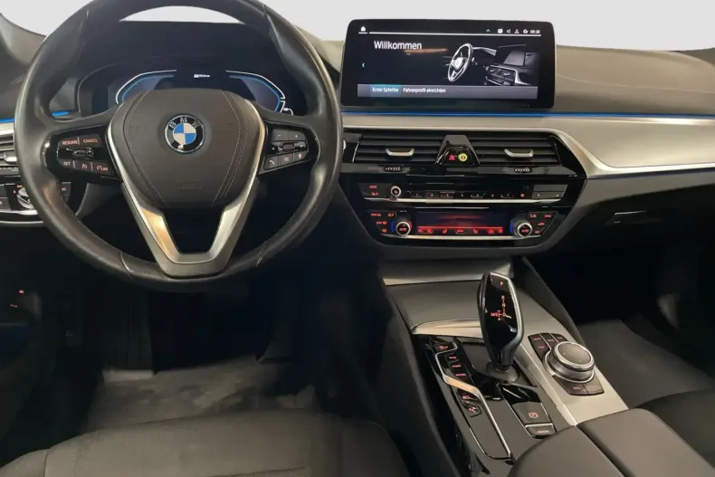 BMW 520 din 2022 cu 77.958 km - oferta BMW162342 - foto 8