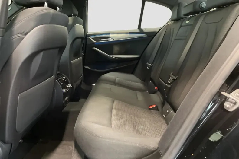 BMW 520 din 2022 cu 77.958 km - oferta BMW162342 - foto 9