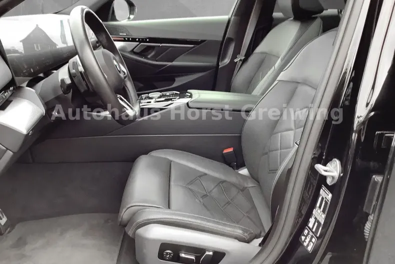 BMW 520 din 2024 cu 18.500 km - oferta BMW162343 - foto 11