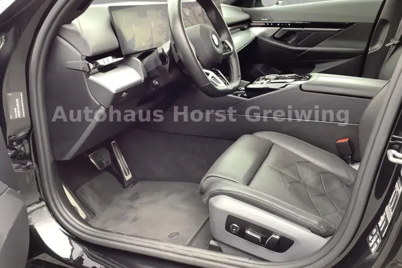 BMW 520 din 2024 cu 18.500 km - oferta BMW162343 - foto 12