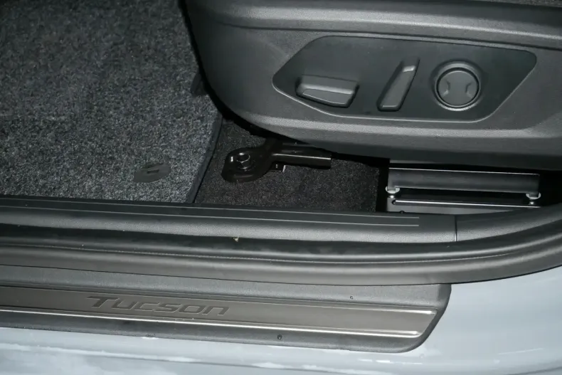 Hyundai TUCSON din 2022 cu 56.959 km - oferta HYU162345 - foto 13