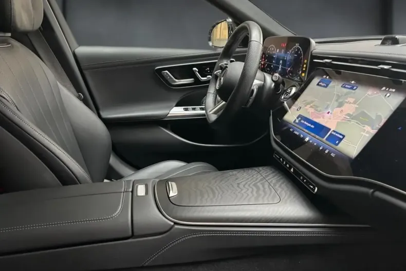 Mercedes-Benz E 450 din 2024 cu 15.144 km - oferta MER162346 - foto 16